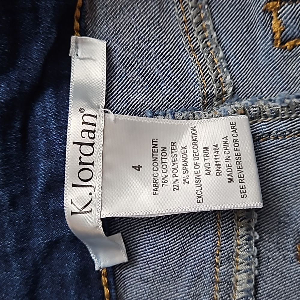 Stylish Blue Embroidered Women's Skinny Jeans - Picture 6 of 16